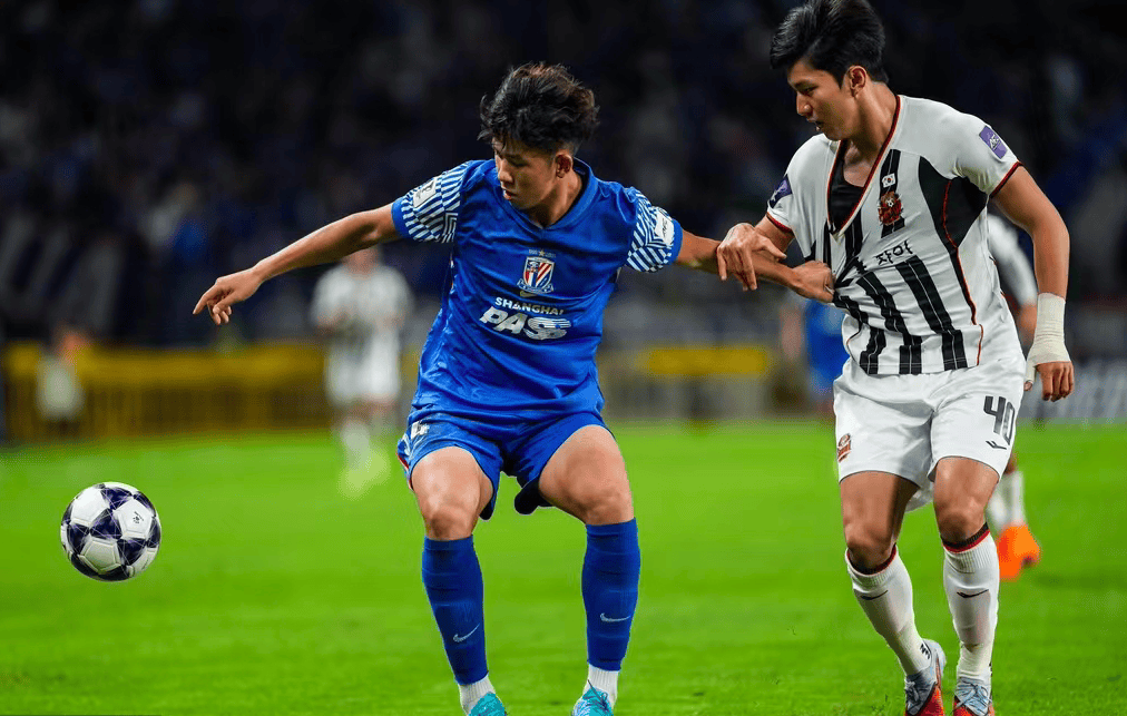 九游官网那不勒斯迎亚冠关键赛；转会期状态回暖；底气十足；球队文化再被提及的简单介绍